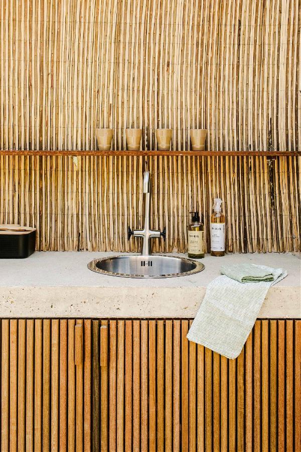 La Roussatino Hotel Saint-Etienne-du-Gres Ngoại thất bức ảnh